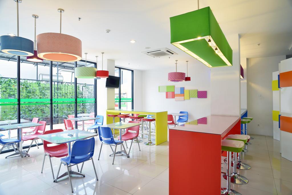 Pop! Hotel Tebet Jakarta Luaran gambar