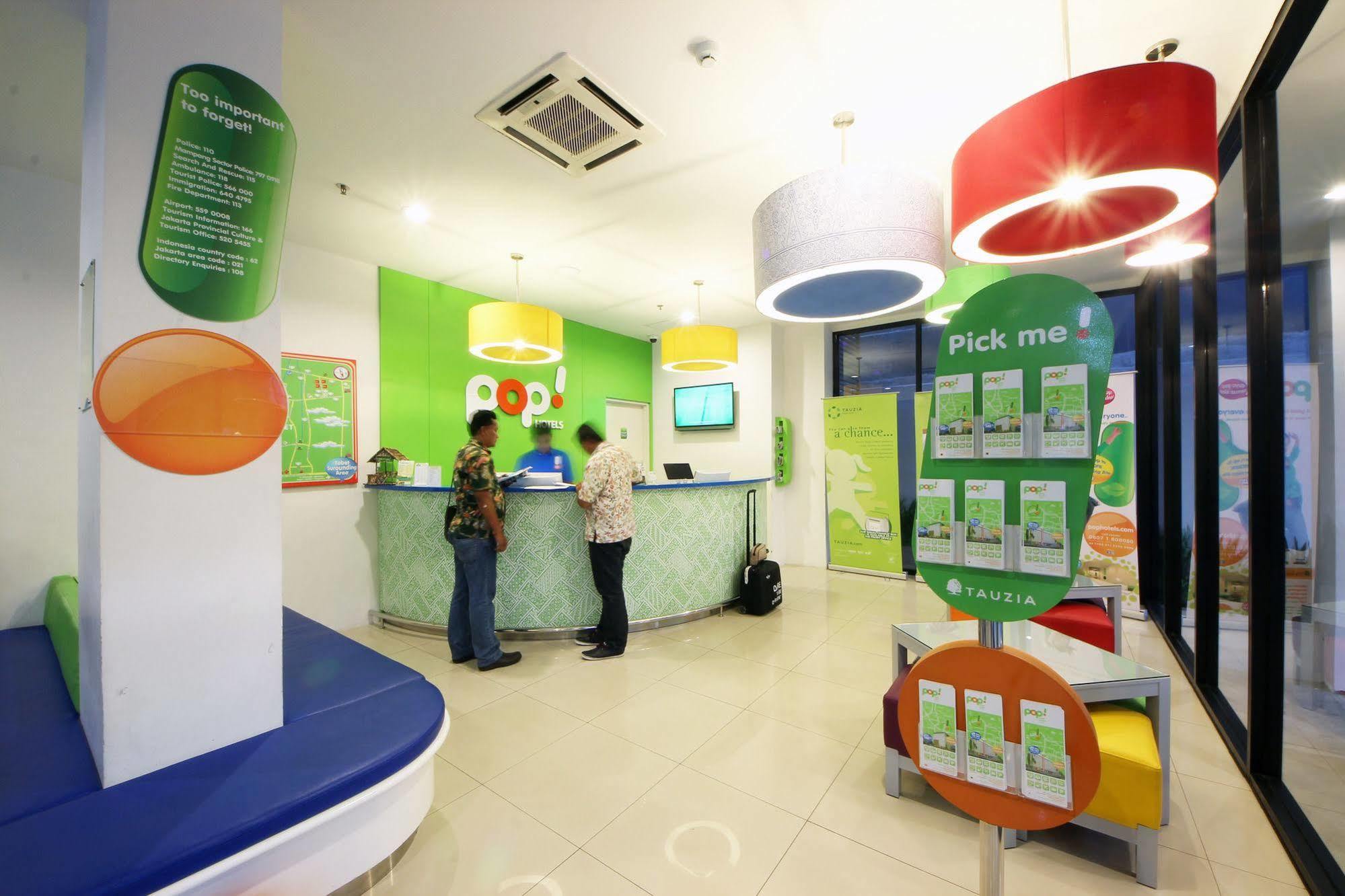 Pop! Hotel Tebet Jakarta Luaran gambar